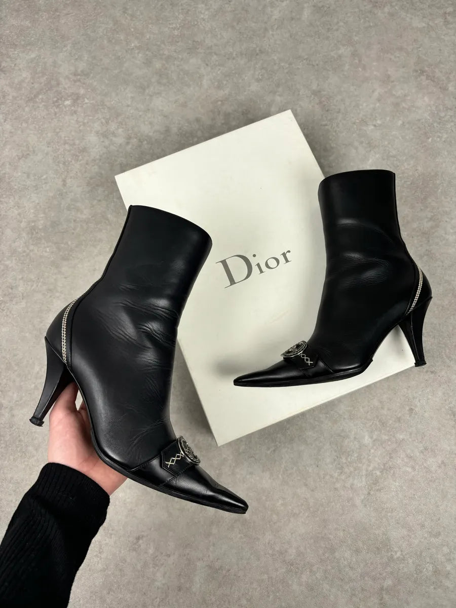 FW2004 Dior Pointy D Black Leather Buckle Ankle Boots Heels by Galliano  OKjyFXF 0