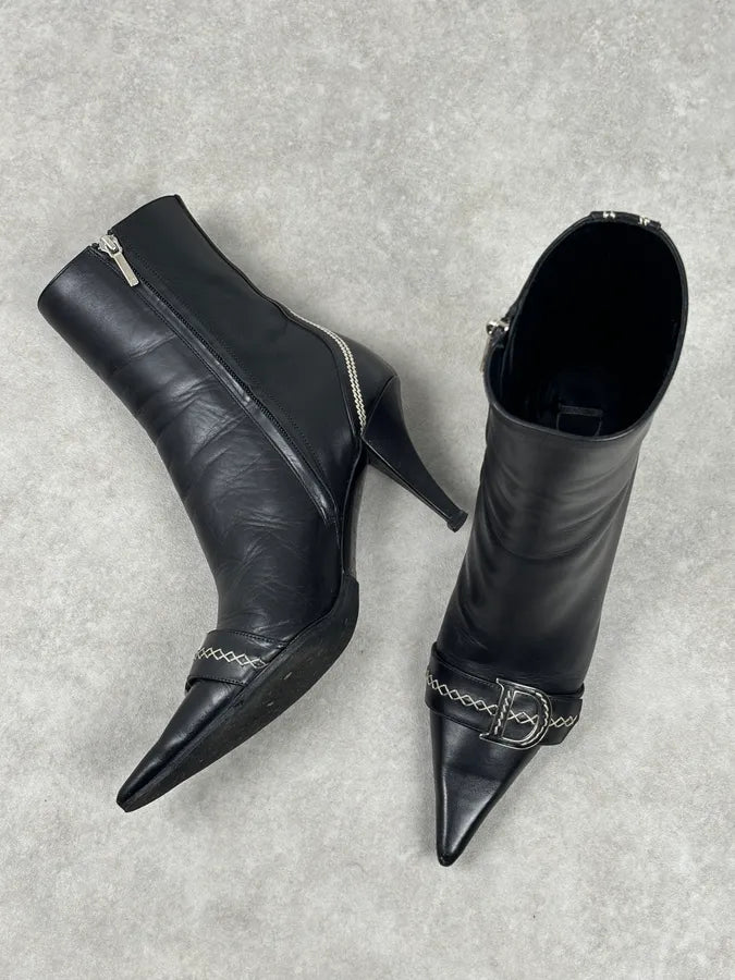 FW2004 Dior Pointy D Black Leather Buckle Ankle Boots Heels by Galliano  OKjyFXF 9