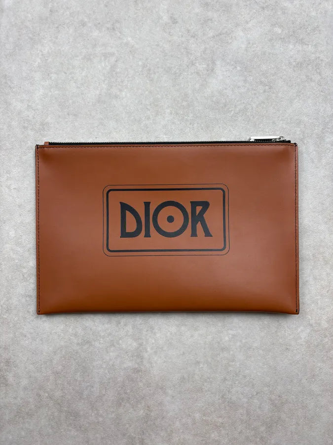 AW2021 Dior Brown Road Jack Rerouac Zip Pouch BlbjEWb 4