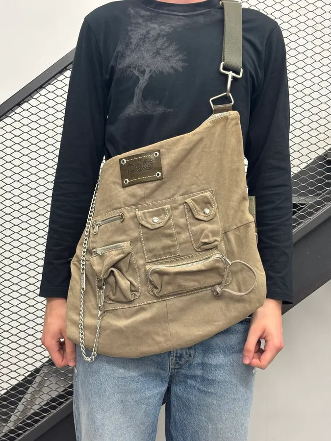 2000s Dolce & Gabbana Beige Canvas Multi-Pocket Shoulder Bag CmjGjsH 2