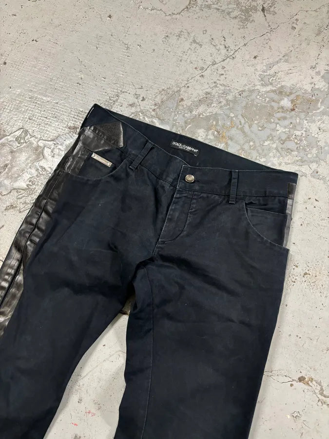 2010s Dolce & Gabbana Black Glossy Leather Trim Slim Jeans shgeBpg 4
