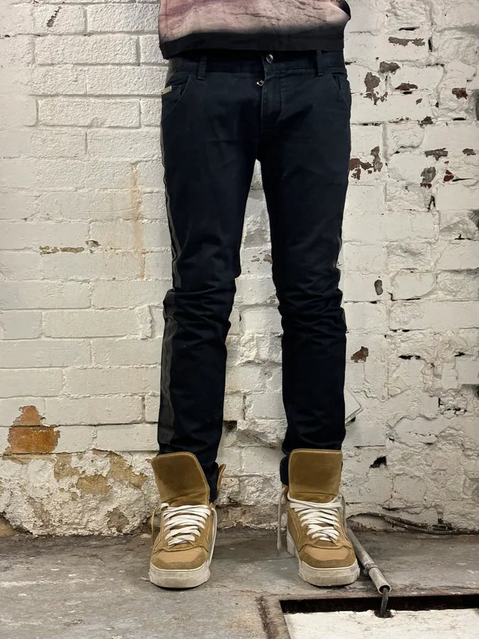 2010s Dolce & Gabbana Black Glossy Leather Trim Slim Jeans shgeBpg 1