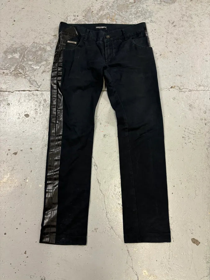 2010s Dolce & Gabbana Black Glossy Leather Trim Slim Jeans shgeBpg 0