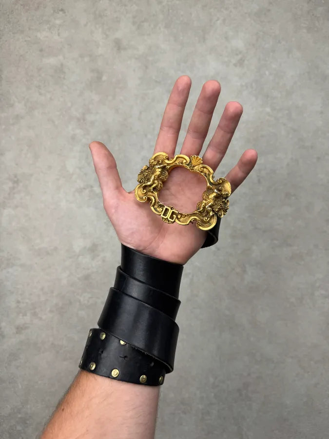 AW2006 Dolce & Gabbana Black Leather Baroque Angel Belt xOtRGbZ 2