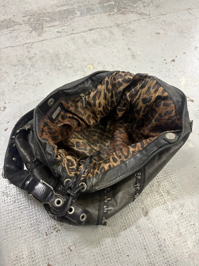 2000s Dolce & Gabbana Black Leather Studded Shoulder Bag SzawCwY 7
