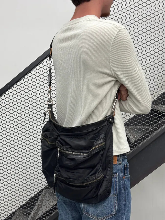 2000s Dolce & Gabbana Black Nylon Multi-Pocket Shoulder Bag UoRrrvs 2