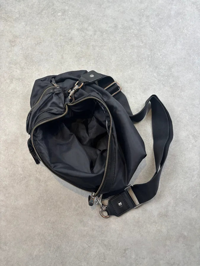2000s Dolce & Gabbana Black Nylon Multi-Pocket Shoulder Bag UoRrrvs 11
