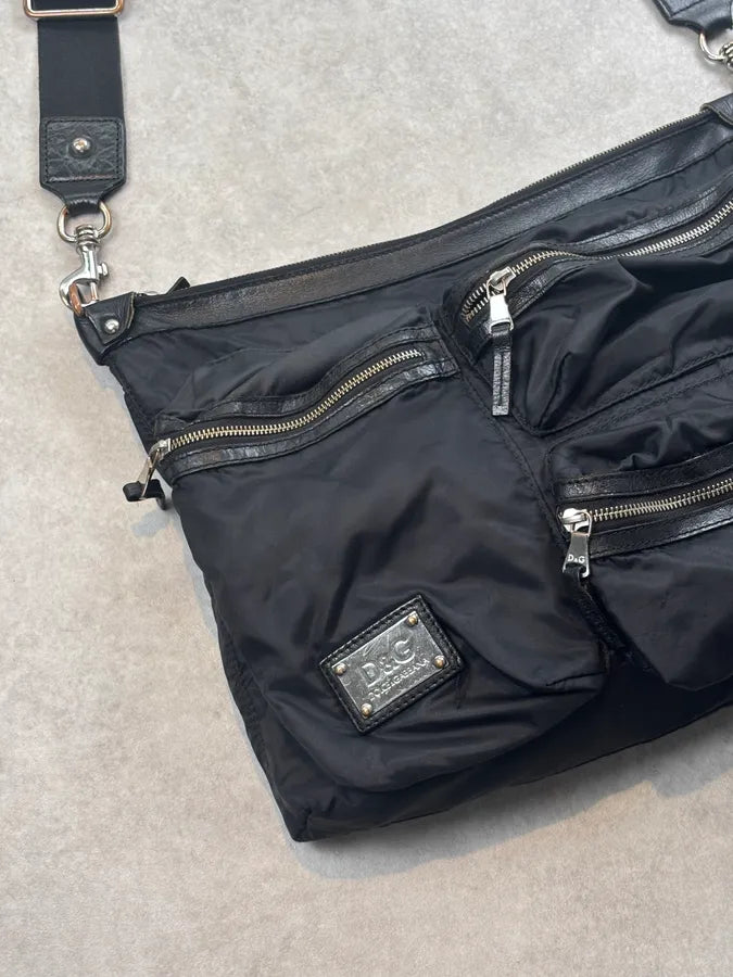 2000s Dolce & Gabbana Black Nylon Multi-Pocket Shoulder Bag UoRrrvs 3