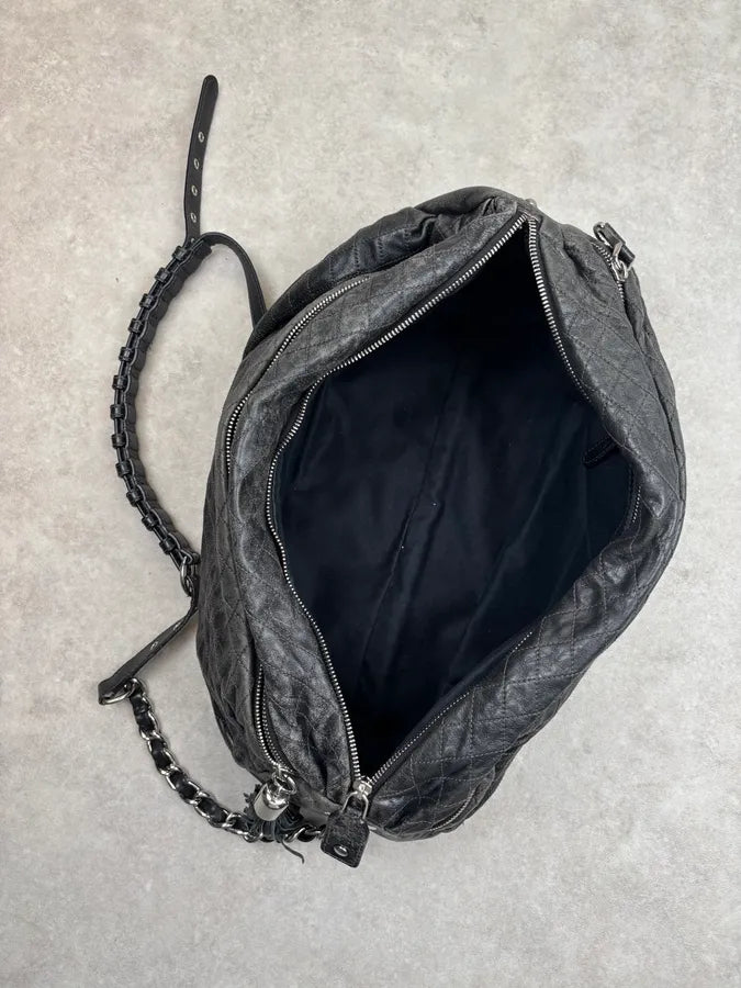 2000s Dolce & Gabbana Black Leather Quilted Shoulder Bag YmwSFgN 13