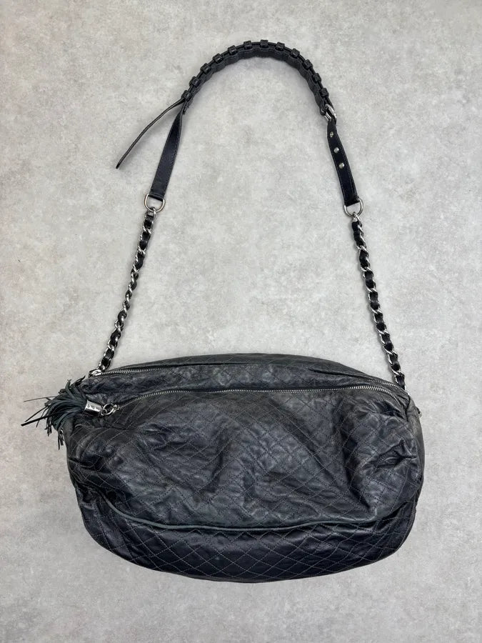 2000s Dolce & Gabbana Black Leather Quilted Shoulder Bag YmwSFgN 3