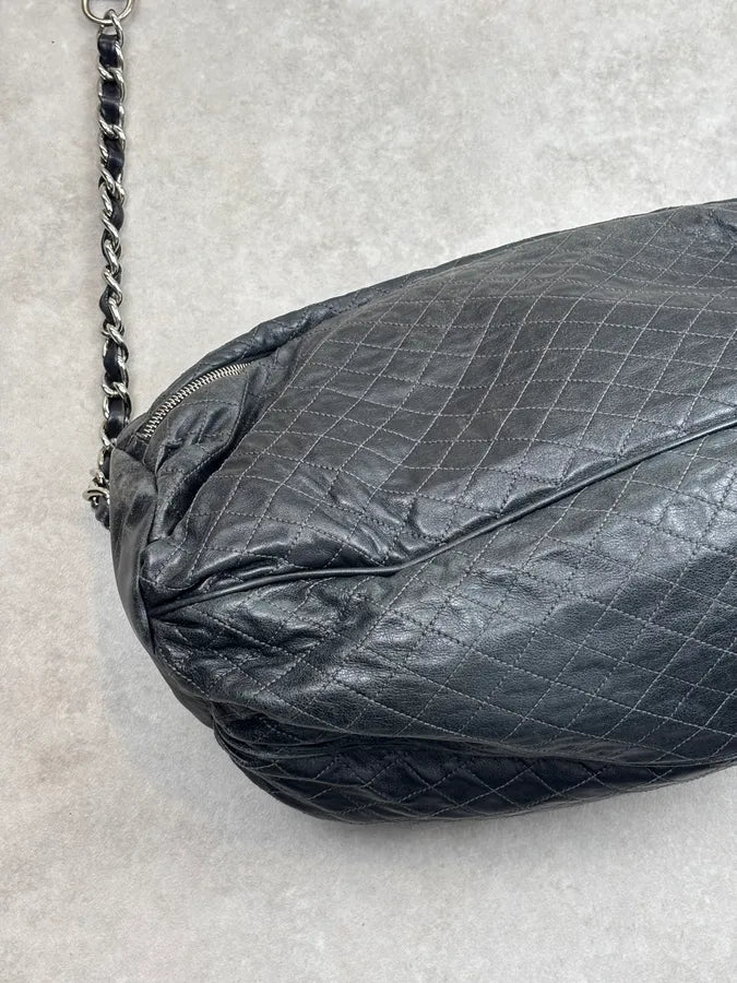 2000s Dolce & Gabbana Black Leather Quilted Shoulder Bag YmwSFgN 10