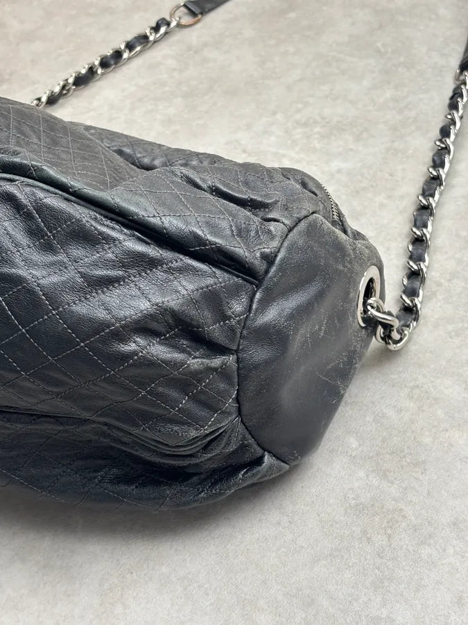 2000s Dolce & Gabbana Black Leather Quilted Shoulder Bag YmwSFgN 7