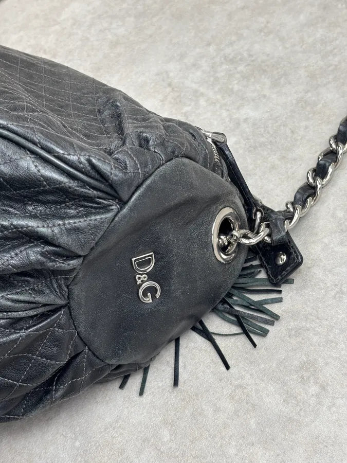 2000s Dolce & Gabbana Black Leather Quilted Shoulder Bag YmwSFgN 11