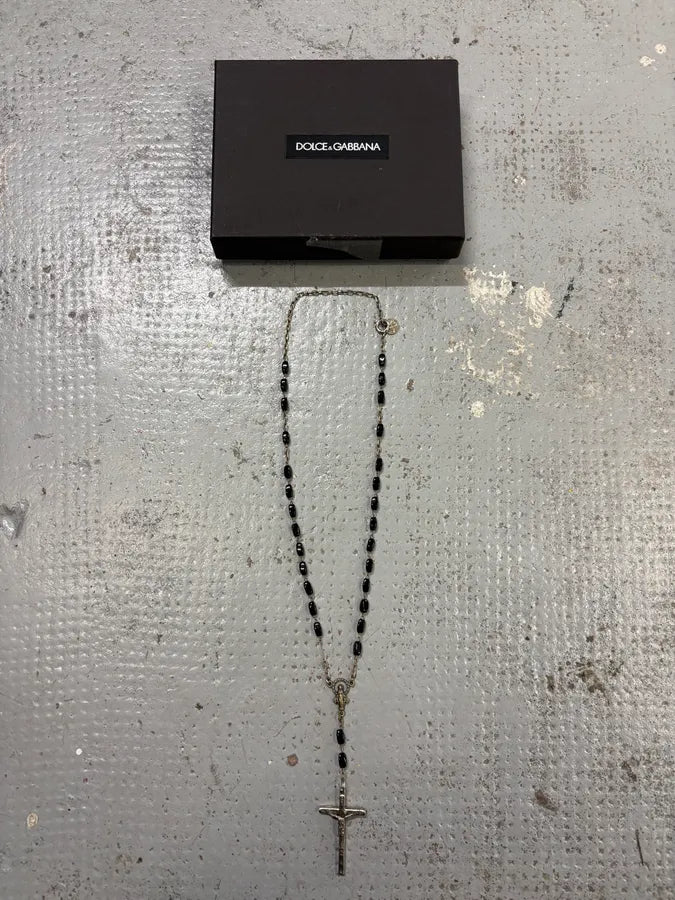 2000s Dolce & Gabbana Black Rosary Beaded Cross Pendant Necklace  ziFkcjF 4