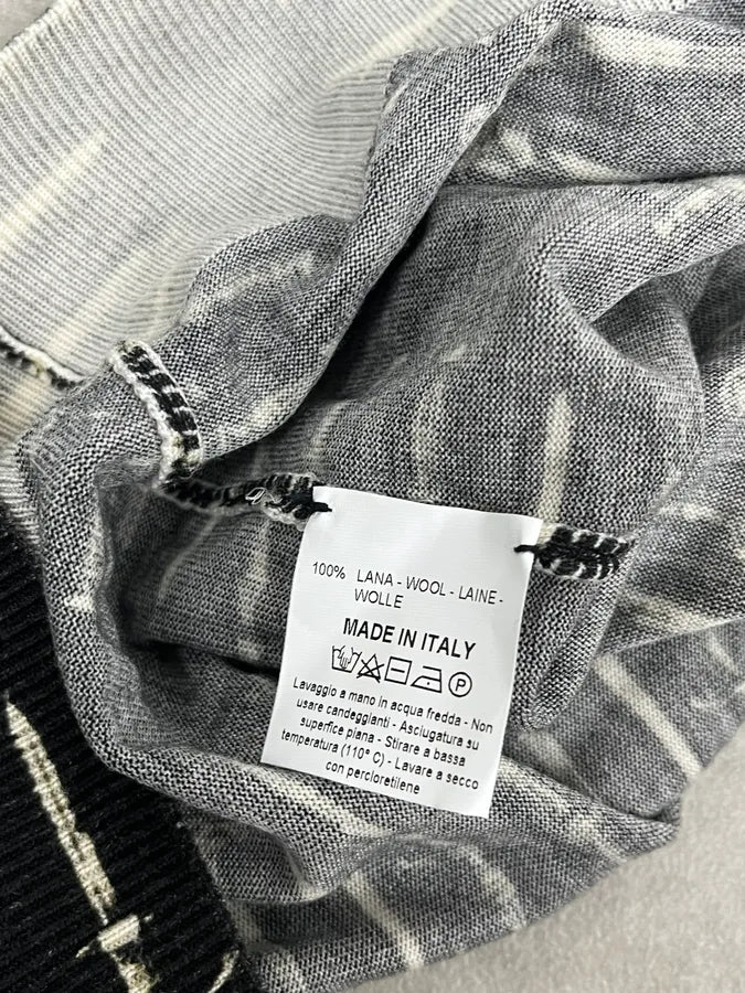 2010s Dolce & Gabbana Black Sword Knight Sweater zJKCXpQ 8