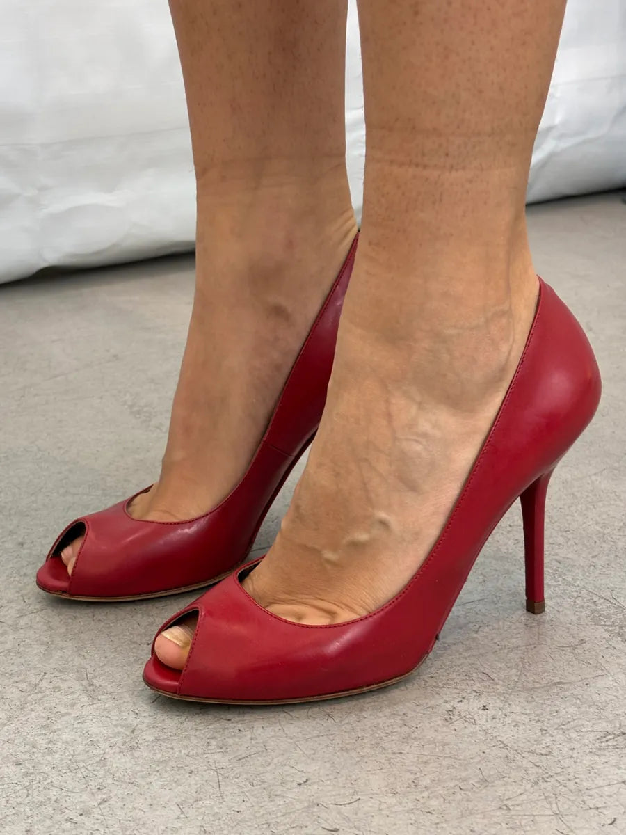 2010s Dolce & Gabbana Bordeaux Leather Peep-Toe Heels iOVHPYm 1