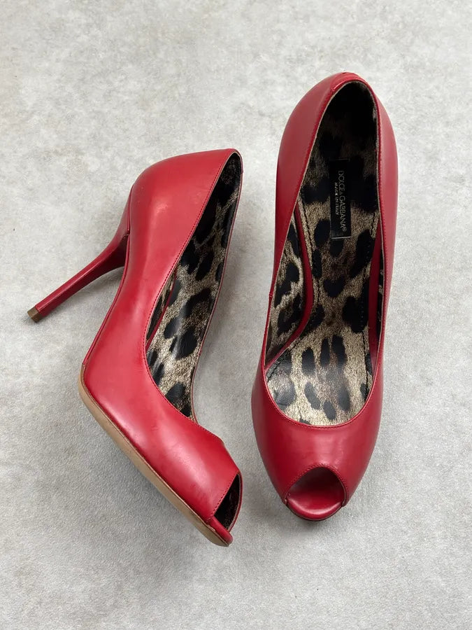 2010s Dolce & Gabbana Bordeaux Leather Peep-Toe Heels iOVHPYm 8