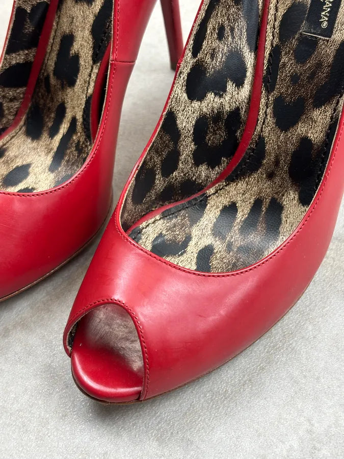 2010s Dolce & Gabbana Bordeaux Leather Peep-Toe Heels iOVHPYm 11