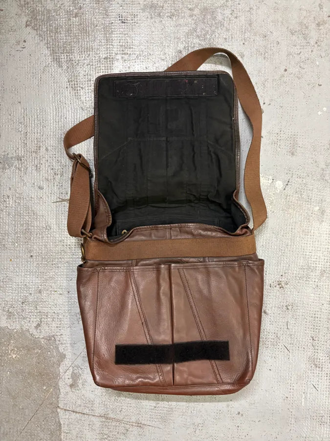 2000s Dolce & Gabbana Brown Leather Messenger Bag  wQMkkJo 5