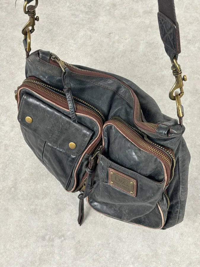 Dolce & Gabbana Faded Black Leather Messenger Bag yKdHGLb 10