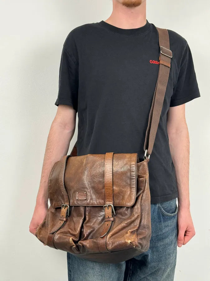 AW2008 Dolce & Gabbana Brown Leather Vintage Messenger Bag tuhAESY 1