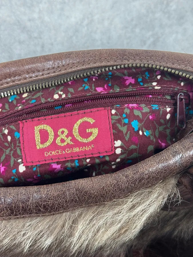 2000s Dolce & Gabbana Brown Multi-Pocket Fur Handle Bag dsyIKYn 13