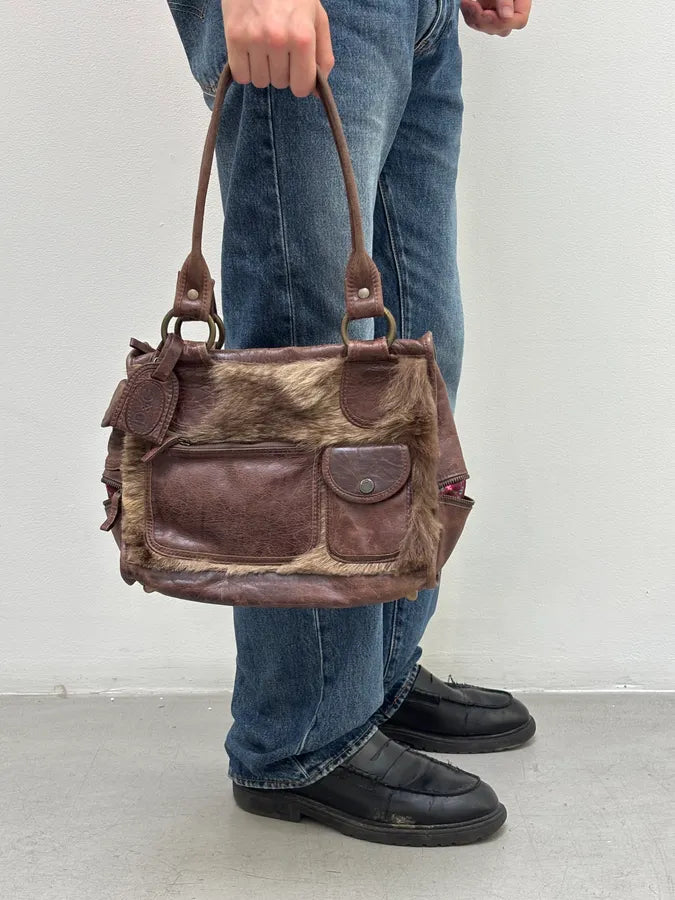 2000s Dolce & Gabbana Brown Multi-Pocket Fur Handle Bag dsyIKYn 2