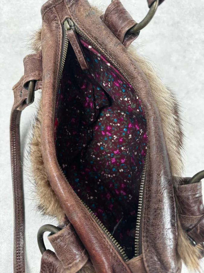 2000s Dolce & Gabbana Brown Multi-Pocket Fur Handle Bag dsyIKYn 12