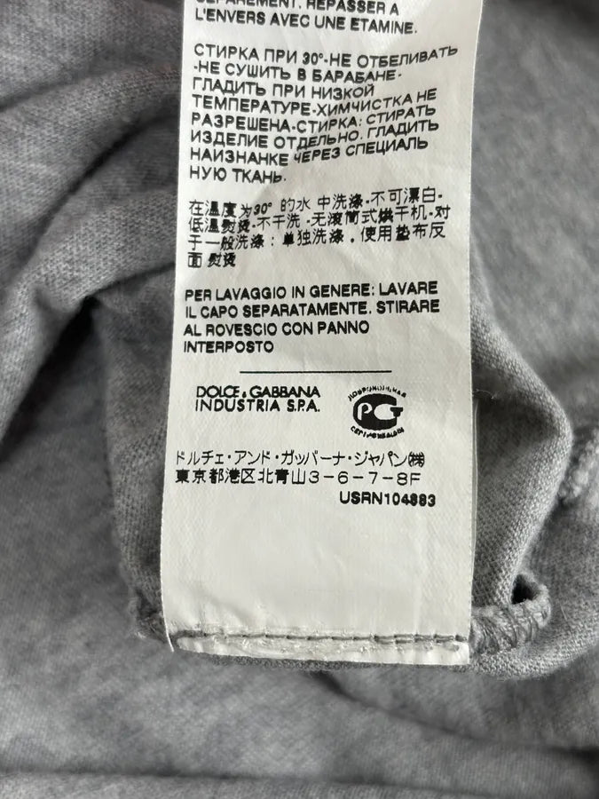 2000s Dolce & Gabbana Grey Tie Trompe Loeil T-Shirt GErSUkg 11