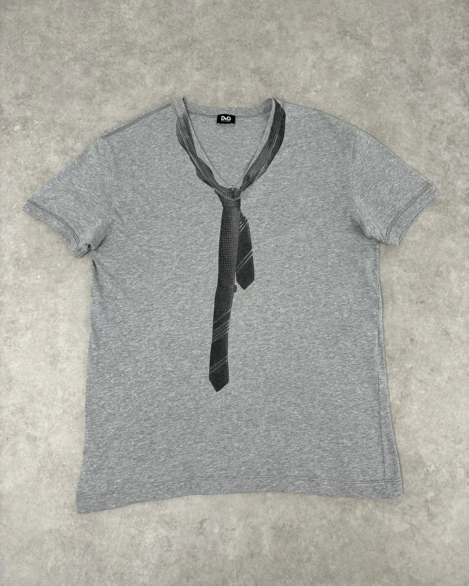 2000s Dolce & Gabbana Grey Tie Trompe Loeil T-Shirt GErSUkg 0