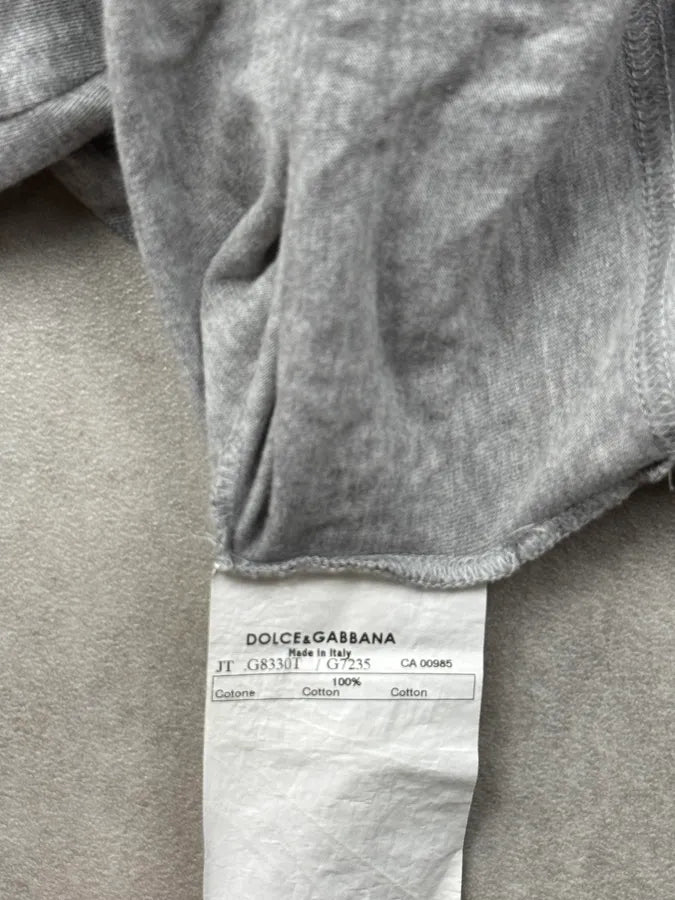 2000s Dolce & Gabbana Grey Martini V Neck T-Shirt roMxNTW 8