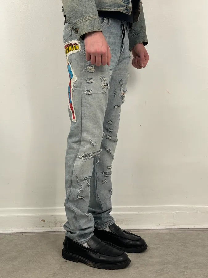 SS2005 Dolce & Gabbana Light Blue Denim Distressed Superman Jeans INgCqDN 4