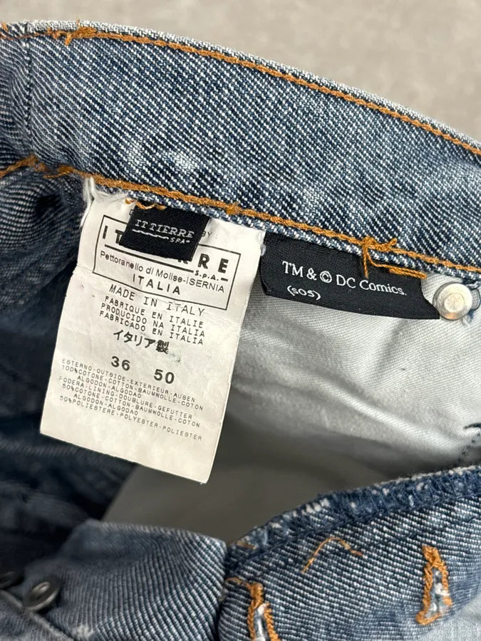 SS2005 Dolce & Gabbana Light Blue Denim Distressed Superman Jeans INgCqDN 12