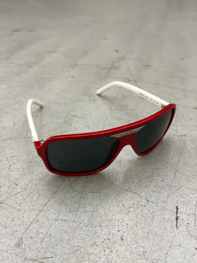 Dolce & Gabbana Red & White Rectangular Sunglasses oOcWhNd 7