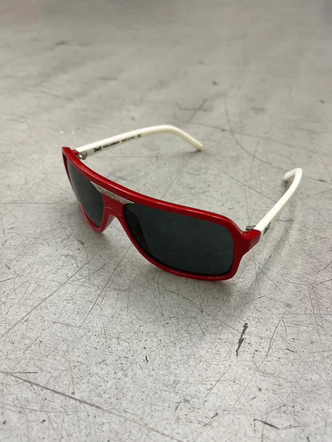Dolce & Gabbana Red & White Rectangular Sunglasses oOcWhNd 6