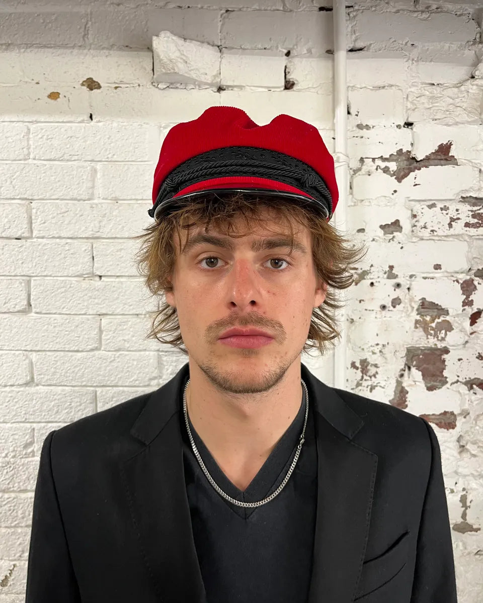 2000s Dolce & Gabbana Red Corduroy Rope Trim Hat NWQvEvs 1