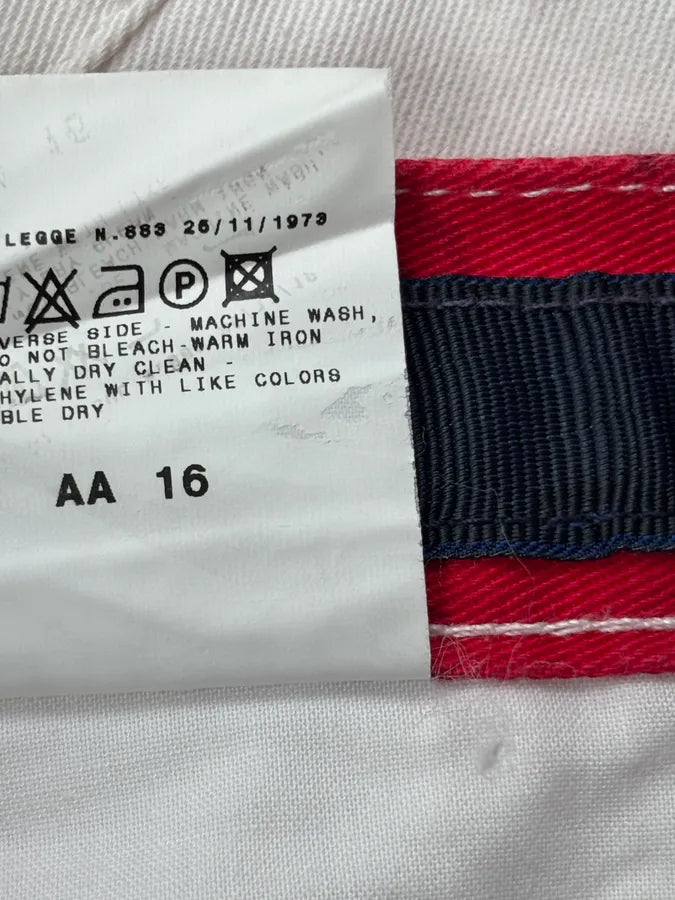 2000s Dolce & Gabbana Red White Strawberry Short Pants vjoVDsB 12