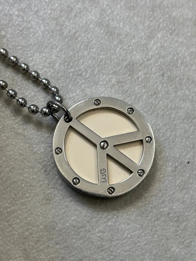 2000s Dolce & Gabbana Silver Metal Peace Sign Necklace IUSrNKg 5