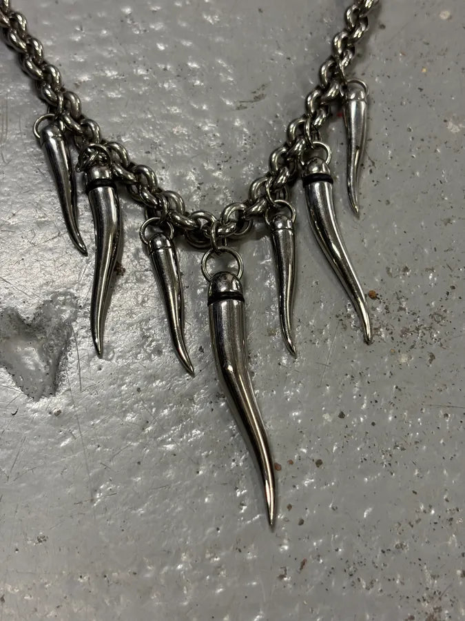 2000s Dolce & Gabbana Silver Grey Metal Spike Teeth Pendant Necklace BkXkshw 2