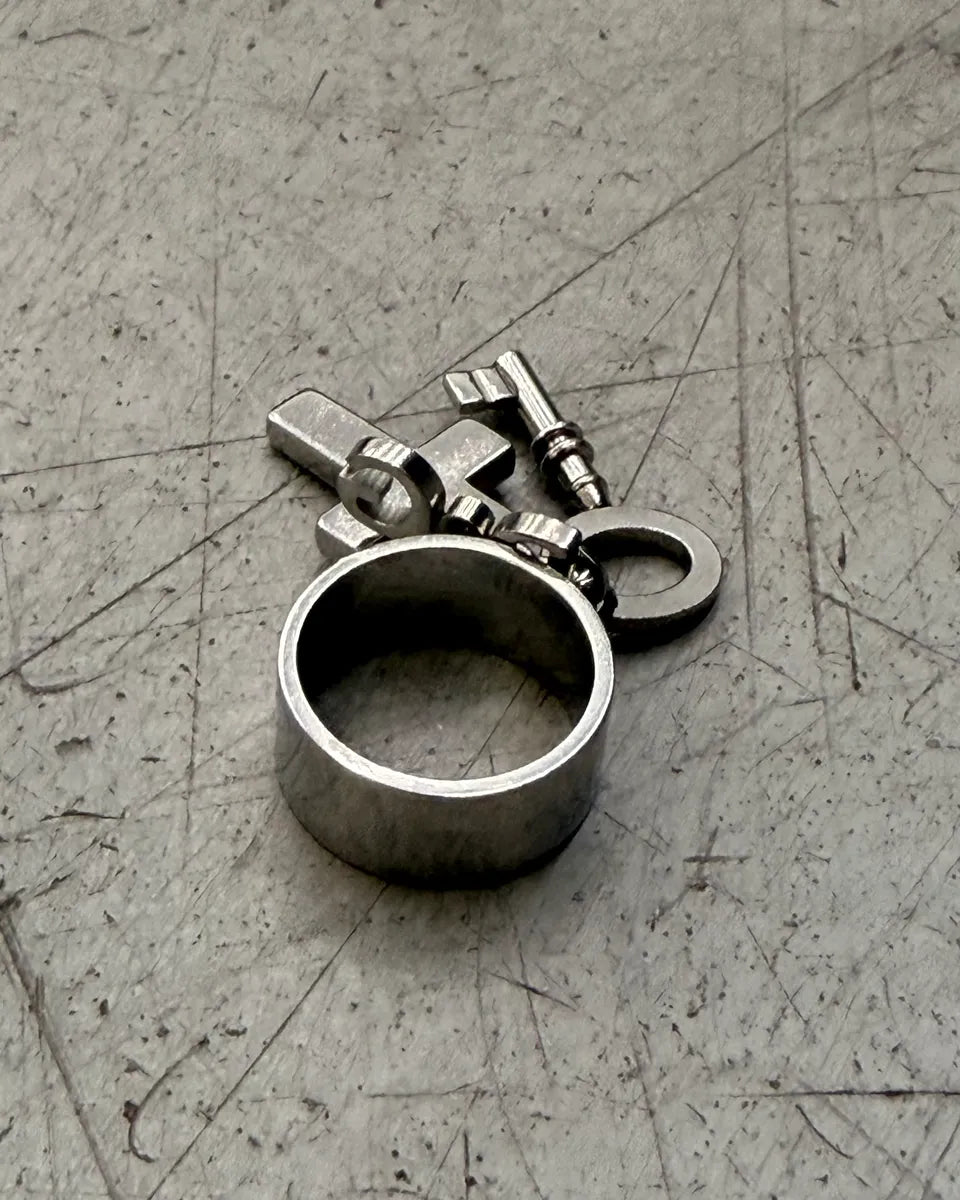 Dolce & Gabbana Silver Stainless Steel Cross & Key Charm Ring BmZRNzS 4