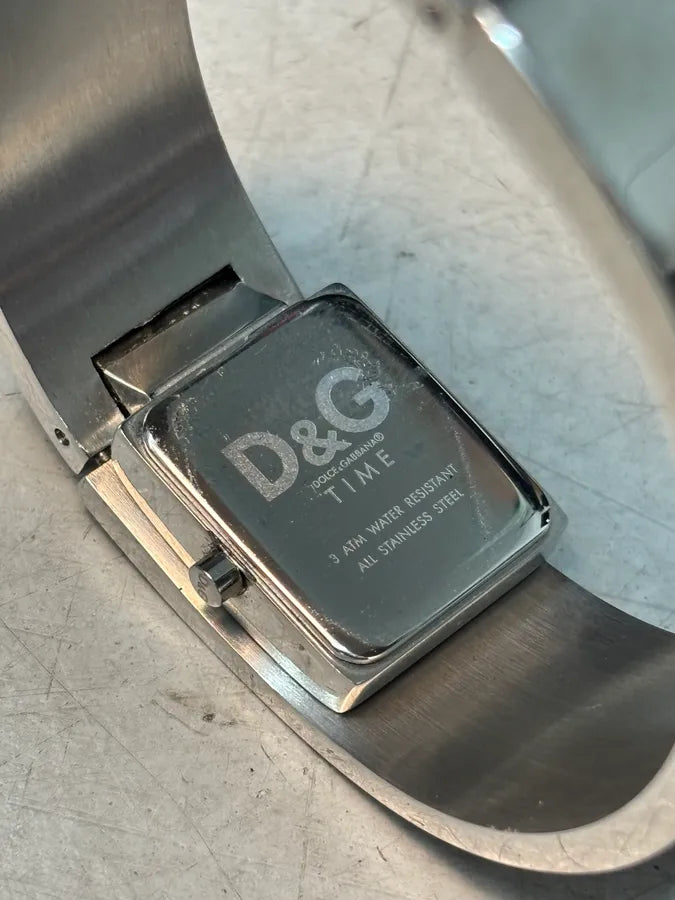 Dolce & Gabbana Silver Stainless Steel Rigid Cuff Watch JGgyRqA 8