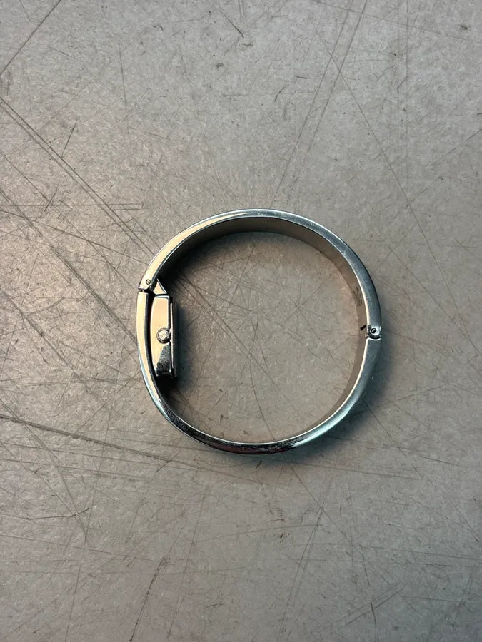 Dolce & Gabbana Silver Stainless Steel Rigid Cuff Watch JGgyRqA 6