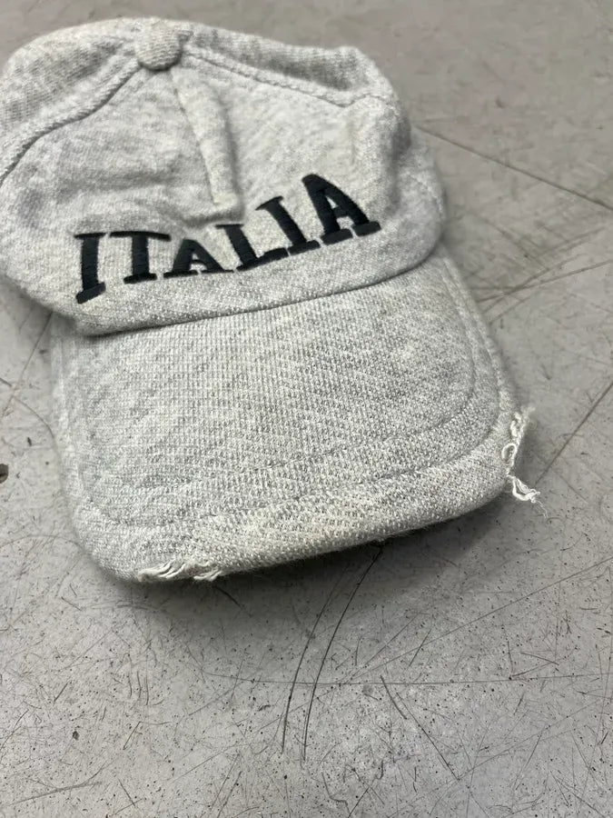 Dolce & Gabbana Grey Distressed Italia Logo Cap xrQQoFa 7