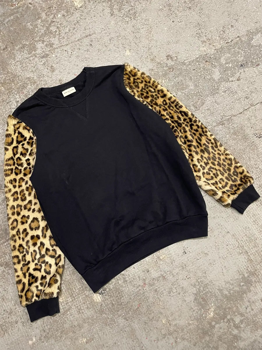 Dries Van Noten Black Sweater With Leopard Print Fur Effect Arms XRXDvgr 1