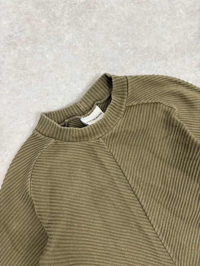 2000s Dries Van Noten Classy Minimalist Khaki Sweater SBsFLnR 4