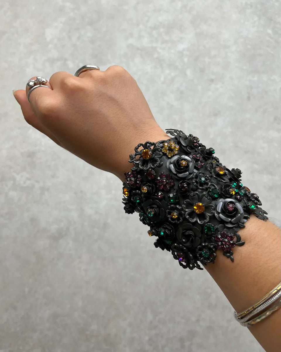 Dsquared2 Black Pewter Floral Gemstone Bracelet fJKdSEd 0