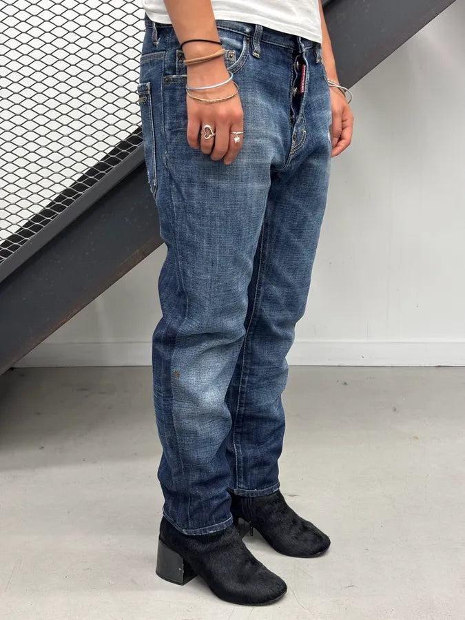 AW2011 Dsquared2 Blue Distressed Denim Straight Jeans ydOGwuj 2