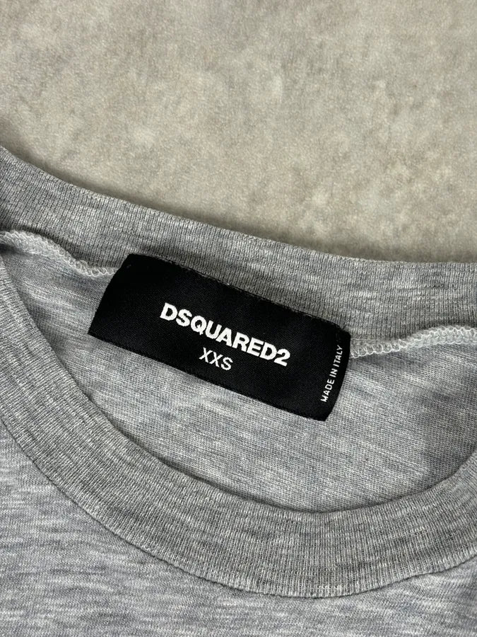 AW2018 Dsquared2 Grey Cowboys Floral Embroidered T-Shirt Evhelpa 8