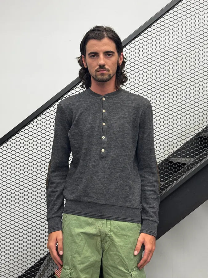 AW2011 Dsquared2 Grey Buttoned Elbow Patch Sweater oOKYKaY 2