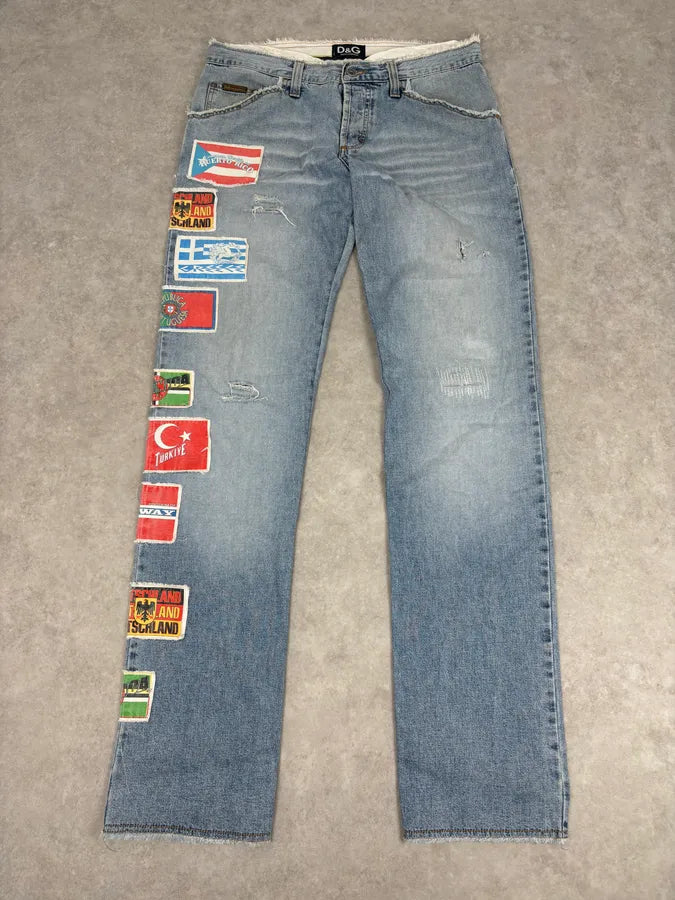 AW2004 Dolce & Gabbana Light Blue Denim International Flag Patch Jeans GqttpXY 3
